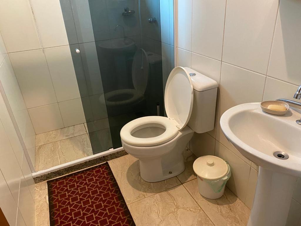 Lumiar Casa Solar Churrasqueira Com 3 Quartos Sendo Um Suite Arejada, Jardim A 700M Do Centro Exteriör bild